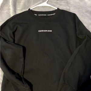 Crew neck cropped Calvin Klein sweater !